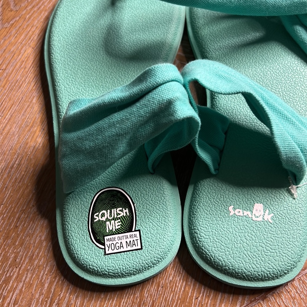 SANUK Yoga Sling Burst Spectrum Sandal in Opal 36-37 - Picture 5 of 9